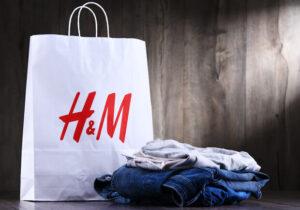 Пакувальник брендового одягу H&M у Вроцлав